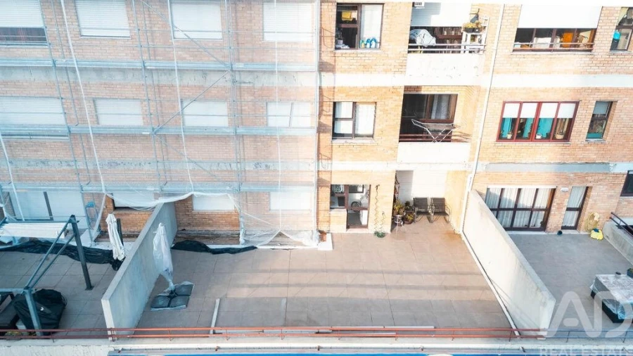 Apartamento T2 para Venda em Aguas Santas Foto 18