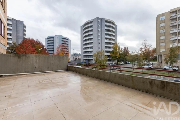 Apartamento T2 para Venda em Aguas Santas Foto 17