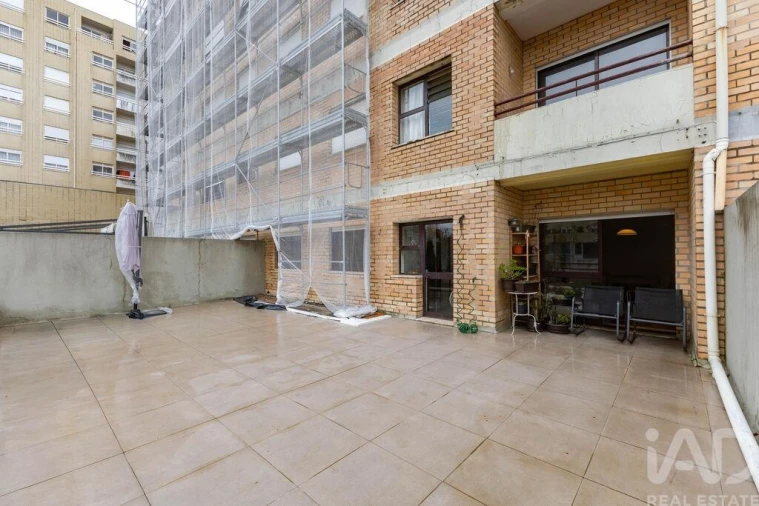 Apartamento T2 para Venda em Aguas Santas Foto 16