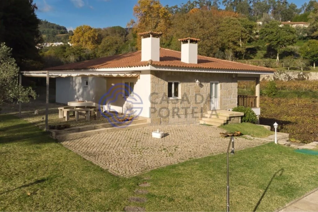 Quinta T3 para Venda em Bouro (Santa Maria) Foto 16