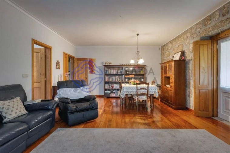 Quinta T3 para Venda em Bouro (Santa Maria) Foto 49