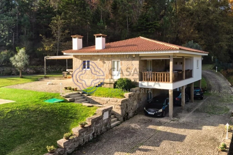 Quinta T3 para Venda em Bouro (Santa Maria) Foto 18