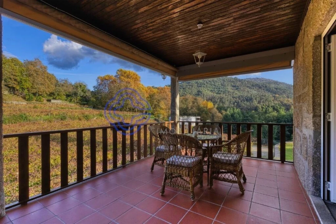 Quinta T3 para Venda em Bouro (Santa Maria) Foto 32