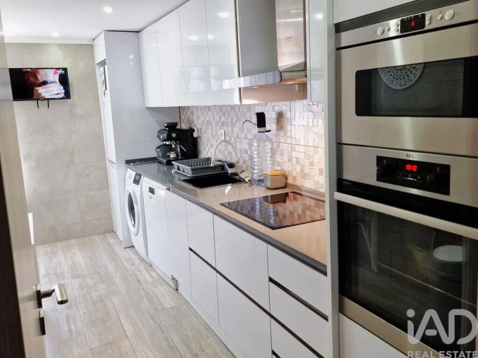 Apartamento T2 para Venda em Costa da Caparica Foto 8