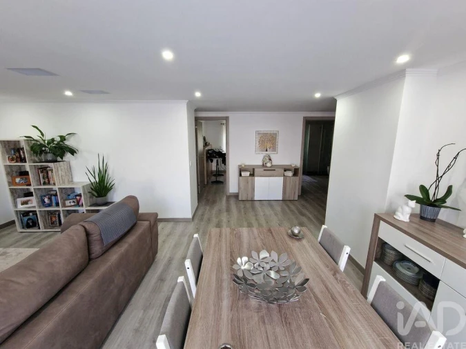 Apartamento T2 para Venda em Costa da Caparica Foto 5