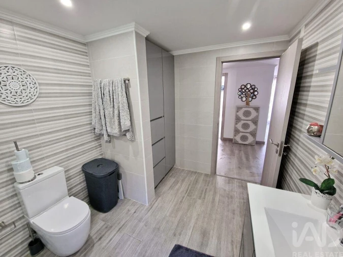 Apartamento T2 para Venda em Costa da Caparica Foto 13