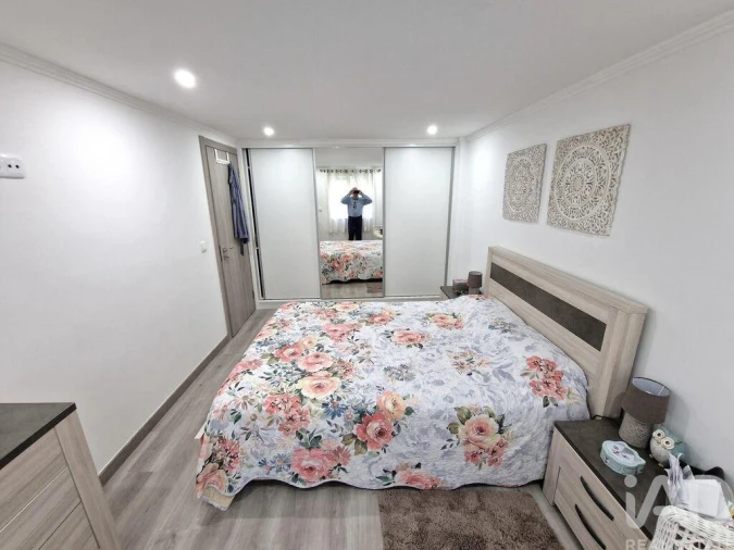 Apartamento T2 para Venda em Costa da Caparica Foto 12