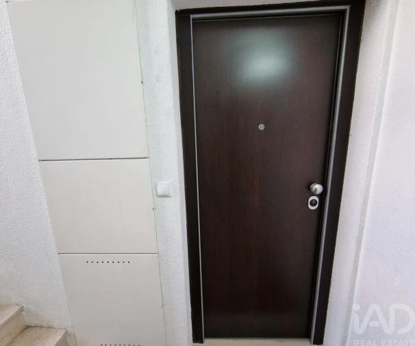 Apartamento T2 para Venda em Costa da Caparica Foto 21