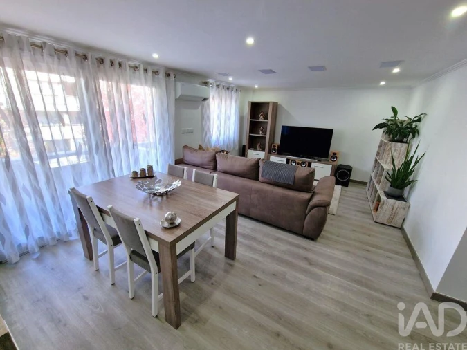 Apartamento T2 para Venda em Costa da Caparica