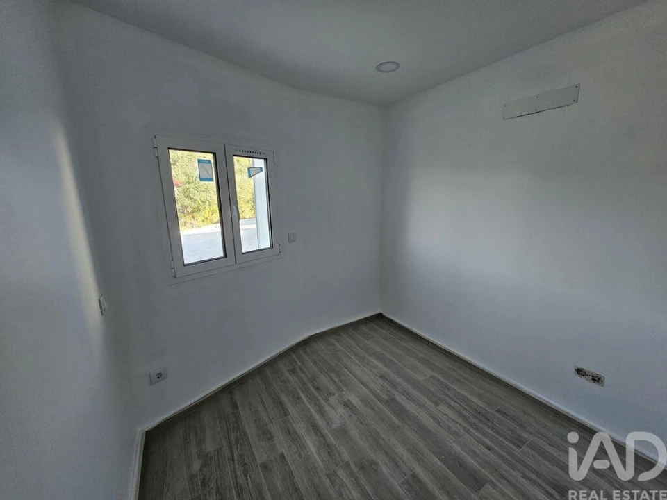 Moradia T3 para Venda em Santiago e São Simão de Litém e Albergaria dos Doze Foto 18