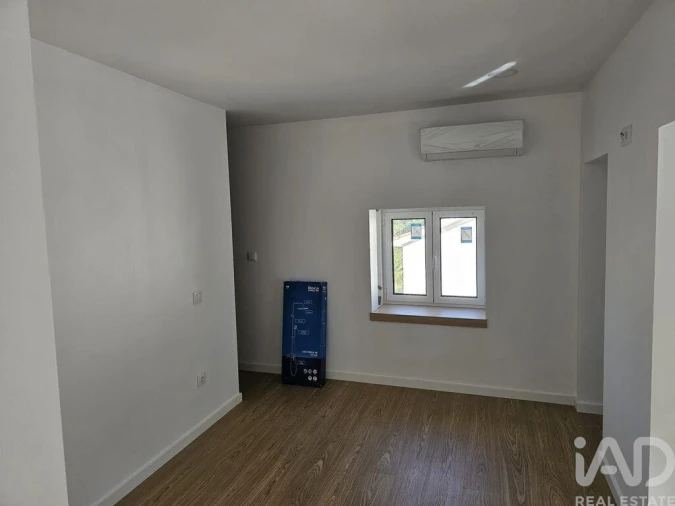 Moradia T3 para Venda em Santiago e São Simão de Litém e Albergaria dos Doze Foto 38