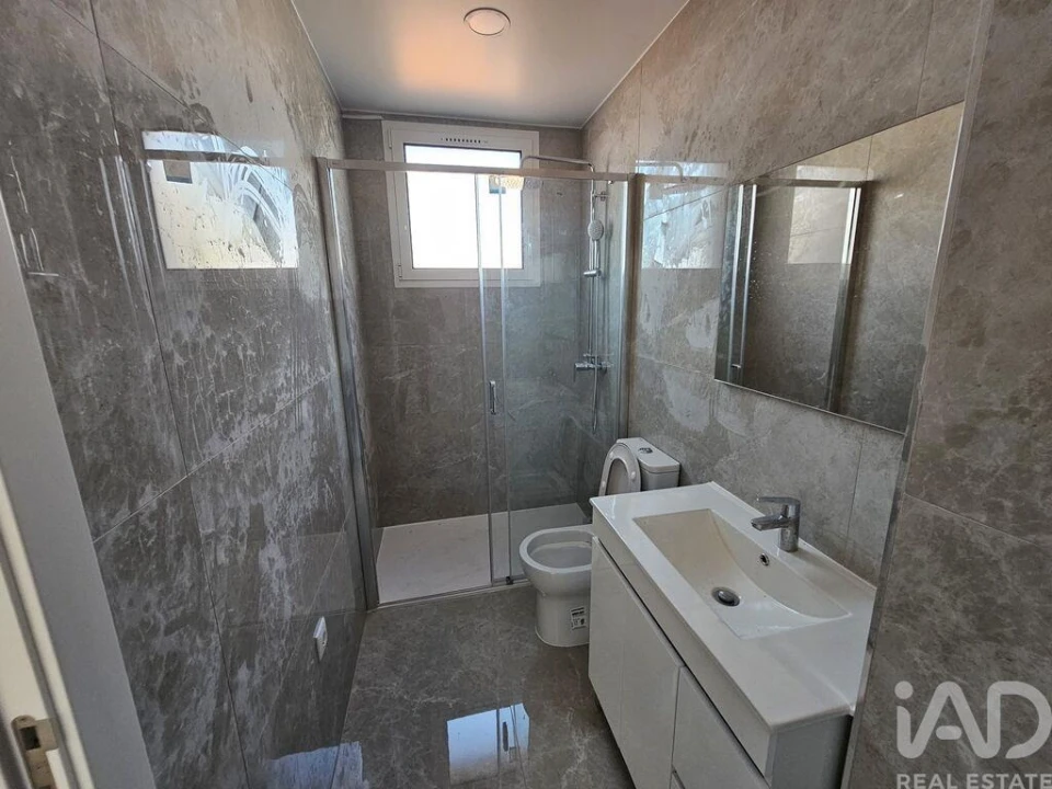 Moradia T3 para Venda em Santiago e São Simão de Litém e Albergaria dos Doze Foto 28