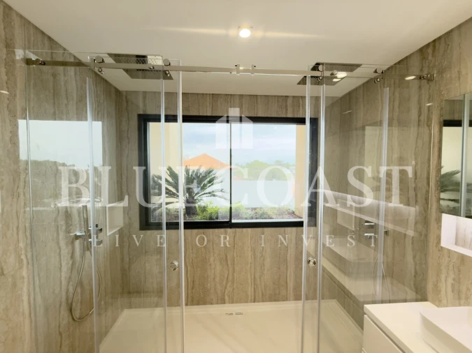 Moradia T4 para Venda em Alcabideche Foto 37