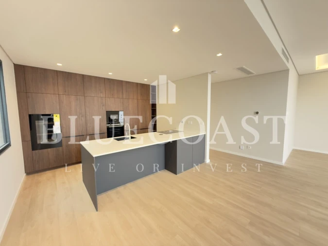 Moradia T4 para Venda em Alcabideche Foto 8