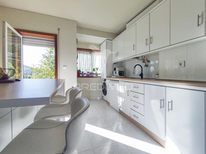 Apartamento T2 para Venda em Azurem Foto 6