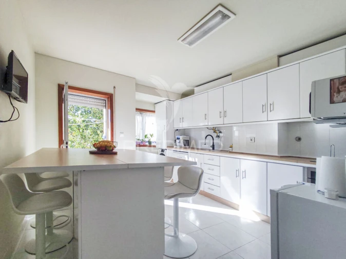 Apartamento T2 para Venda em Azurem Foto 4