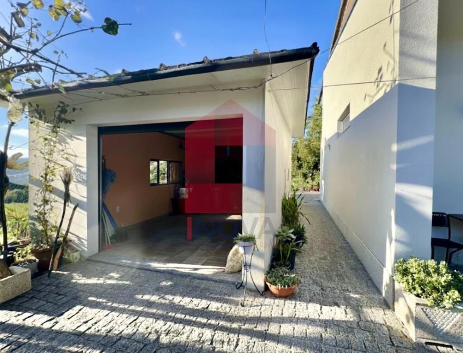 Moradia T4 para Venda em Sande, Vilarinho, Barros e Gomide Foto 35