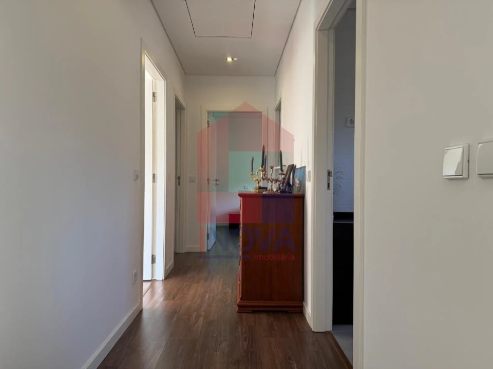 Moradia T4 para Venda em Sande, Vilarinho, Barros e Gomide Foto 21