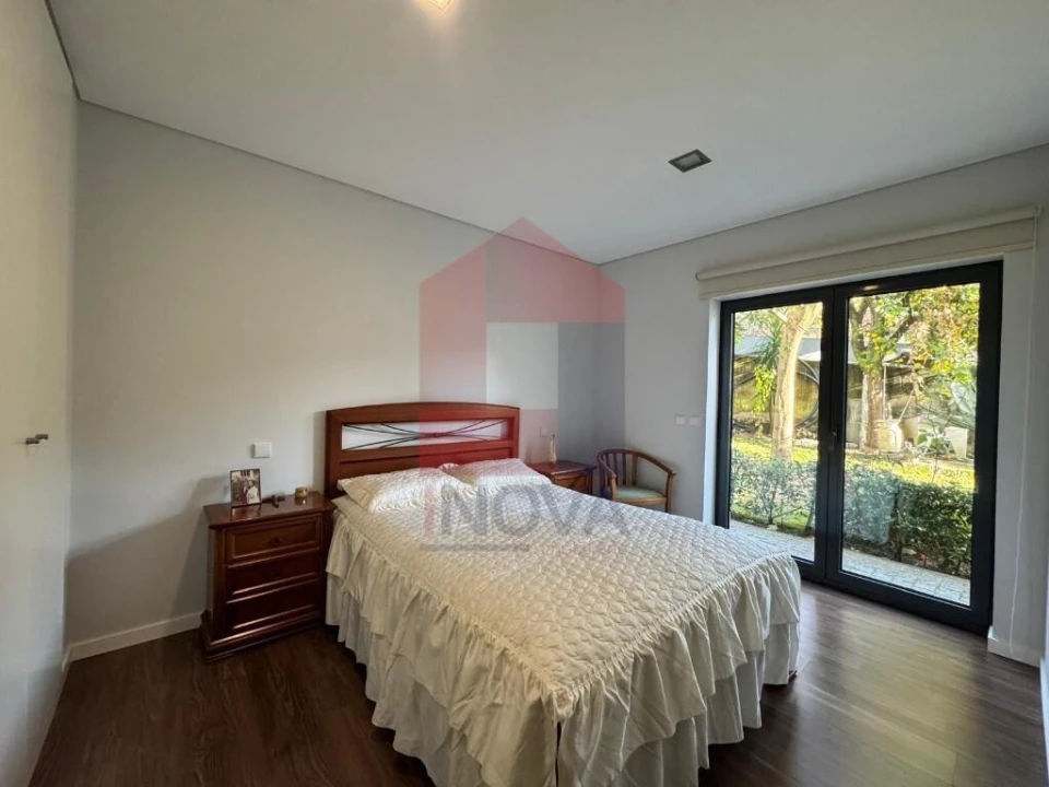 Moradia T4 para Venda em Sande, Vilarinho, Barros e Gomide Foto 14