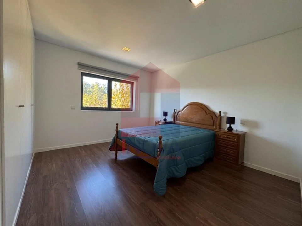 Moradia T4 para Venda em Sande, Vilarinho, Barros e Gomide Foto 28