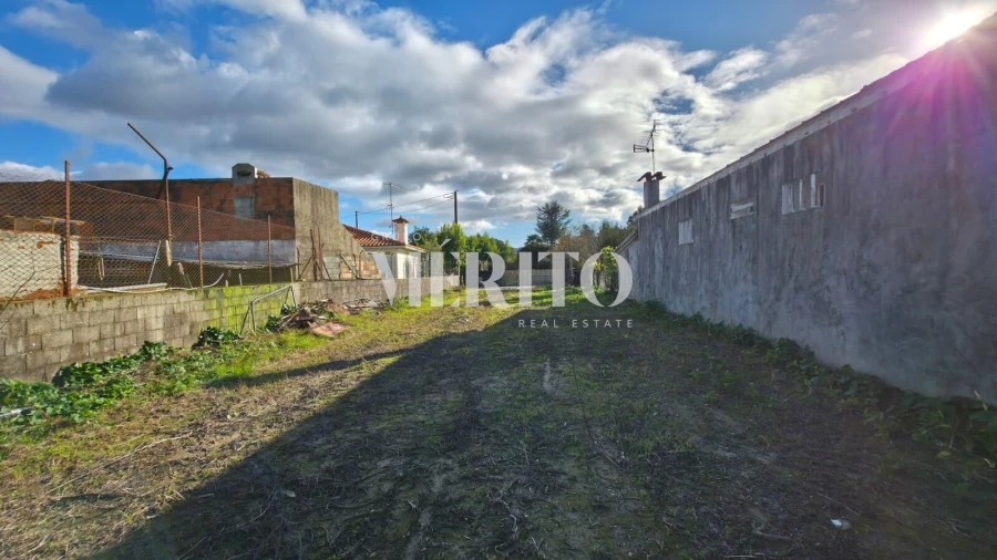 Terreno para Venda em Arcozelo Foto 6