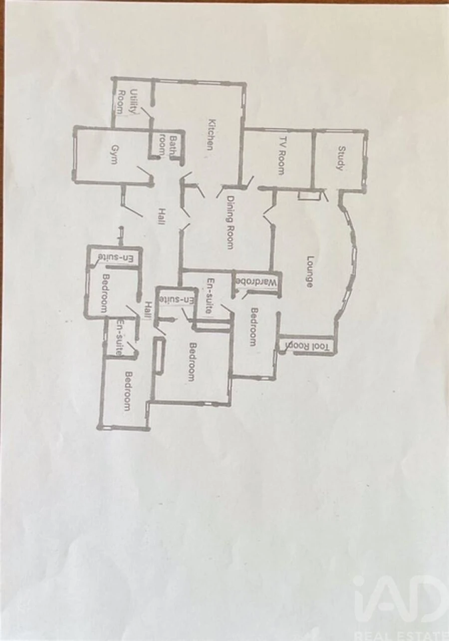 Quinta T4 para Venda em Santa Barbara de Nexe Foto 40