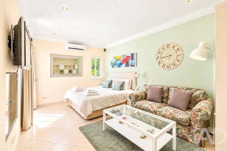 Quinta T4 para Venda em Santa Barbara de Nexe Foto 19