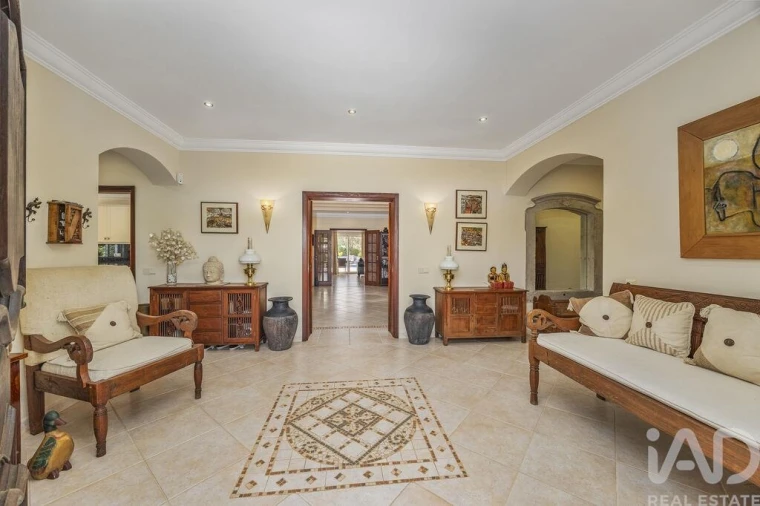 Quinta T4 para Venda em Santa Barbara de Nexe Foto 17