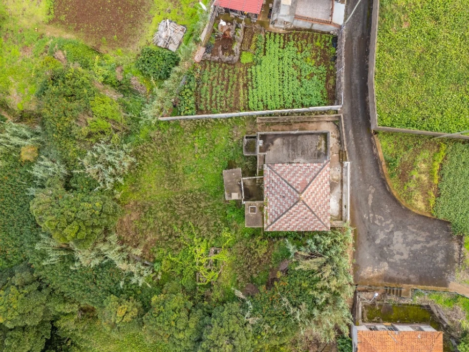 Moradia T3 para Venda em Porto Moniz Foto 28