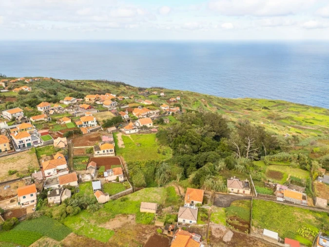 Moradia T3 para Venda em Porto Moniz Foto 37