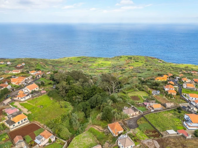 Moradia T3 para Venda em Porto Moniz Foto 35