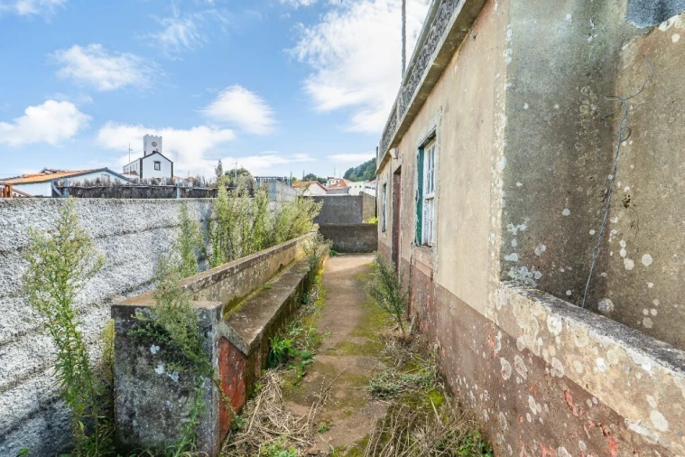 Moradia T3 para Venda em Porto Moniz Foto 25