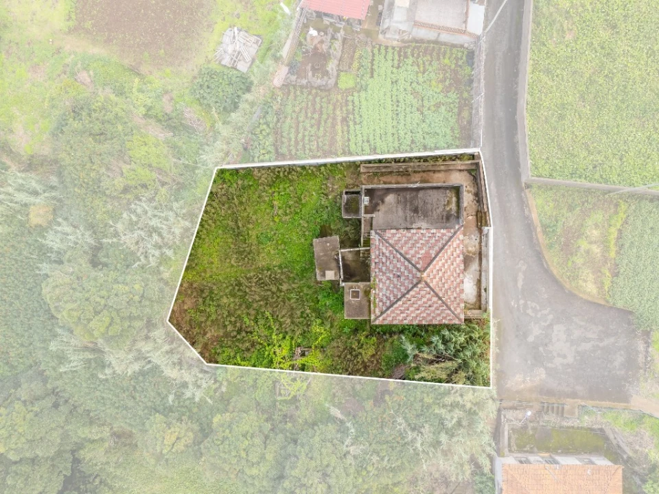 Moradia T3 para Venda em Porto Moniz Foto 29