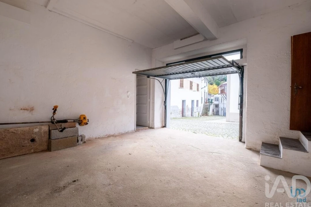 Moradia T5 para Venda em Benfeita Foto 32