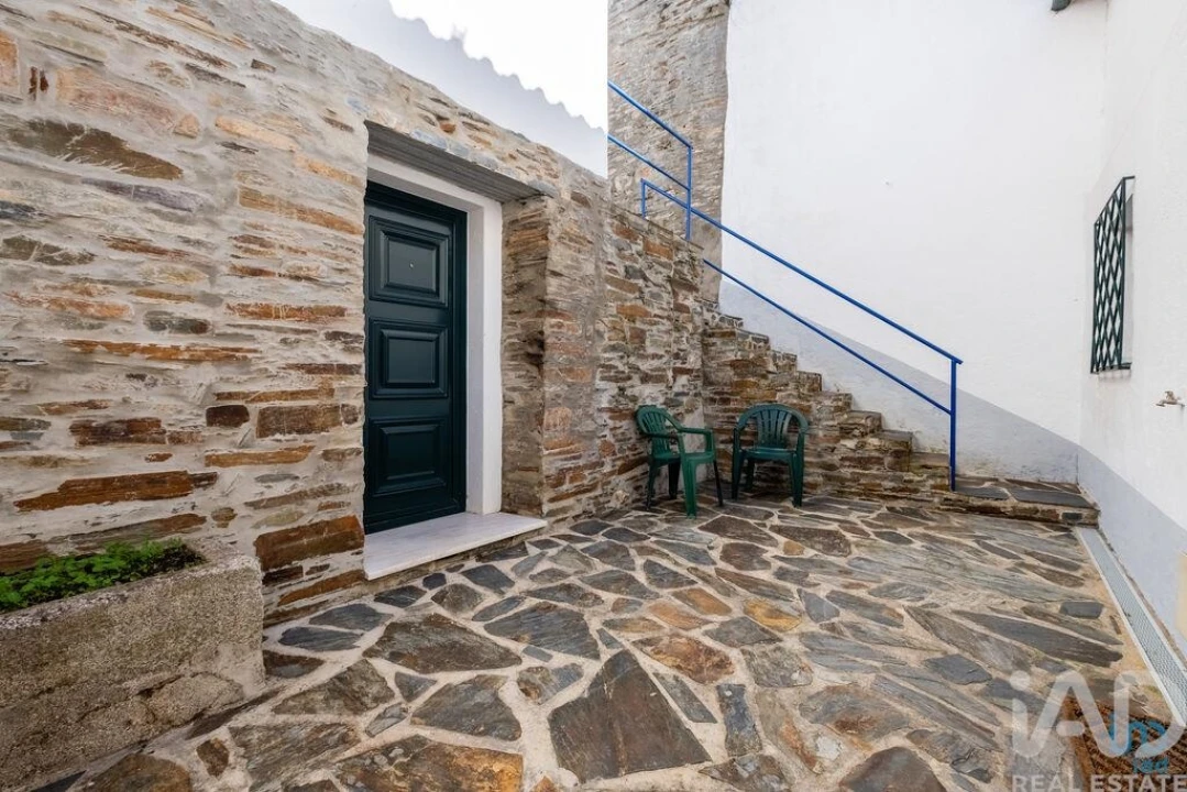 Moradia T5 para Venda em Benfeita Foto 5