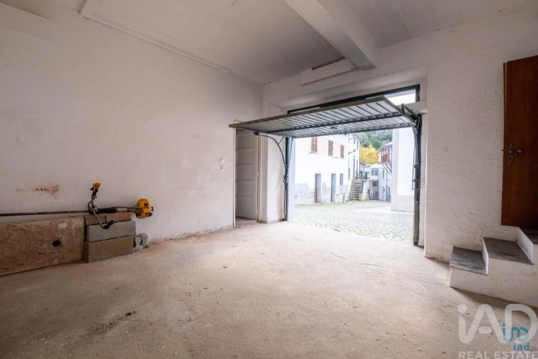 Moradia T5 para Venda em Benfeita Foto 32