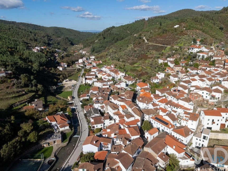 Moradia T5 para Venda em Benfeita Foto 39