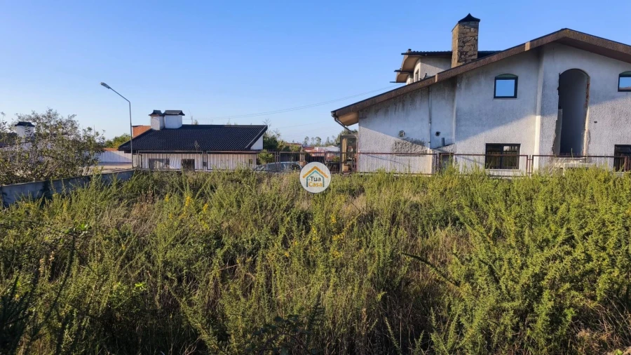 Terreno para Venda em Escapães Foto 5