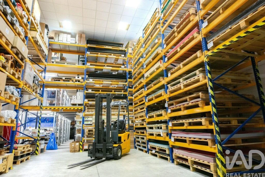 Armazém para Venda em Azinhaga Foto 3