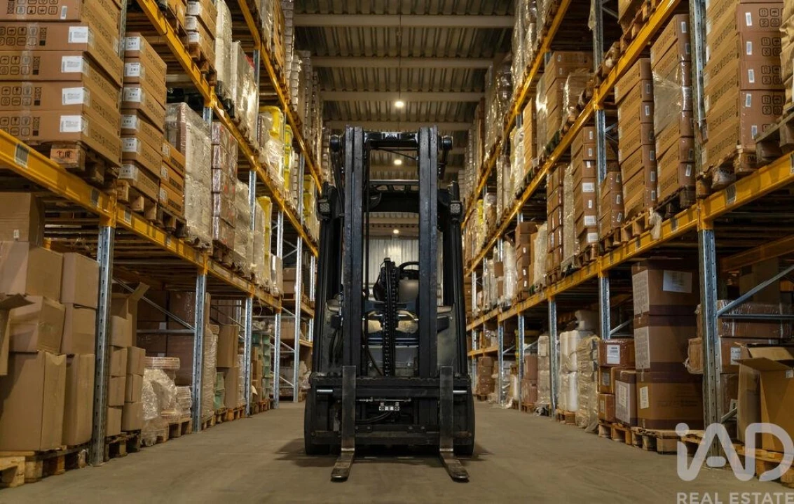 Armazém para Venda em Azinhaga Foto 9