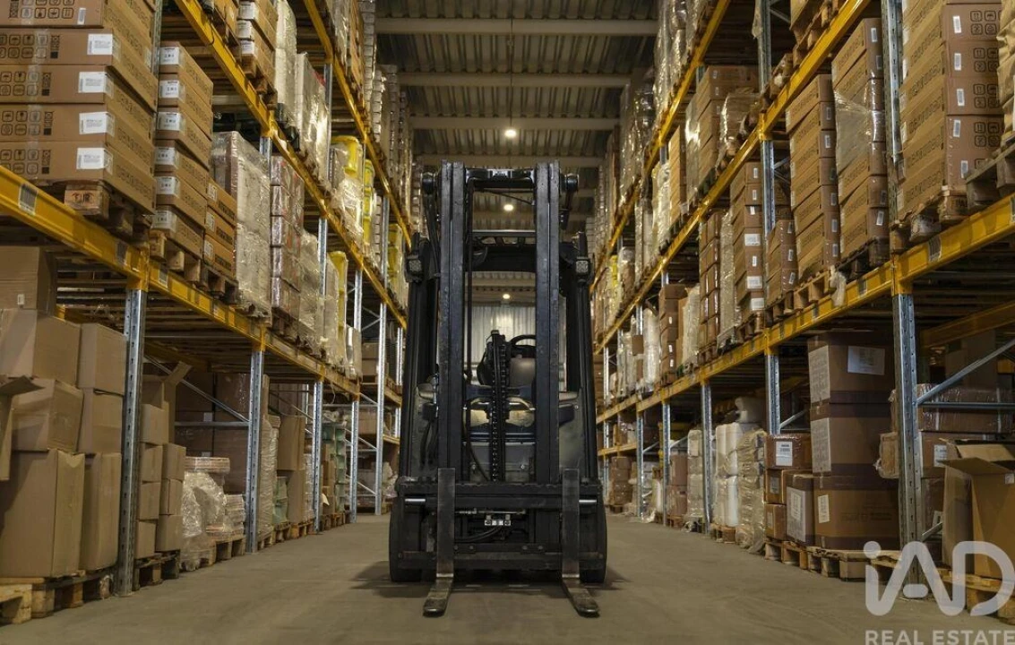 Armazém para Venda em Azinhaga Foto 5