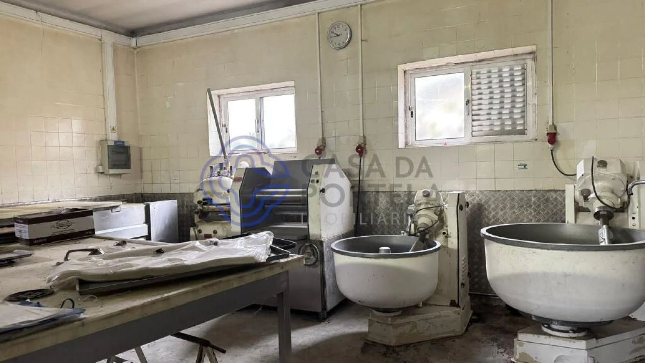 Moradia T5 para Venda em Campo e Sobrado Foto 4