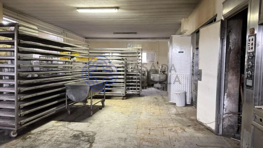 Moradia T5 para Venda em Campo e Sobrado Foto 2