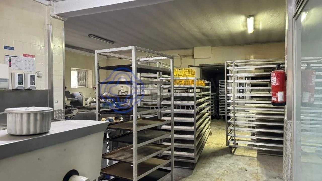 Moradia T5 para Venda em Campo e Sobrado Foto 3