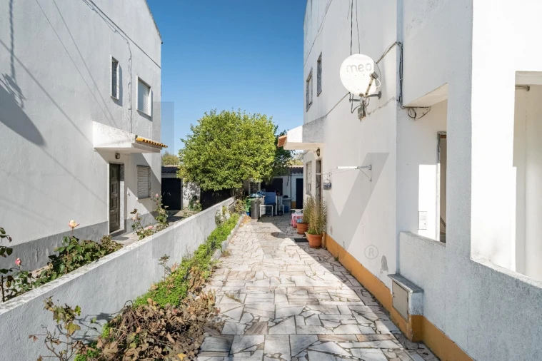 Moradia T3 para Venda em Bacelo e Senhora da Saúde Foto 18