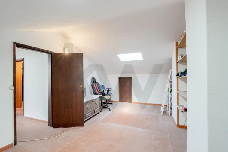 Moradia T3 para Venda em Bacelo e Senhora da Saúde Foto 16