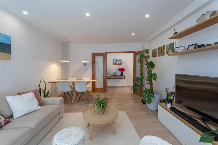 Apartamento T2 para Venda em Queluz e Belas Foto 8