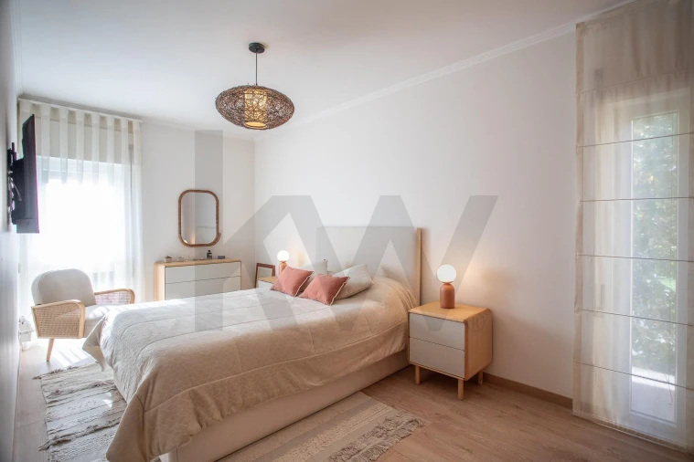 Apartamento T2 para Venda em Queluz e Belas Foto 4