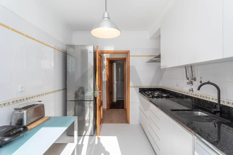 Apartamento T2 para Venda em Queluz e Belas Foto 16