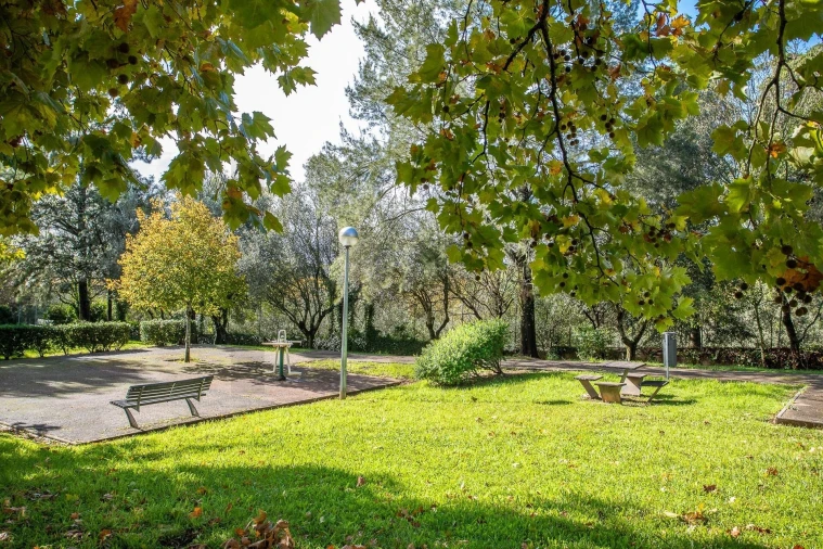 Apartamento T2 para Venda em Queluz e Belas Foto 32